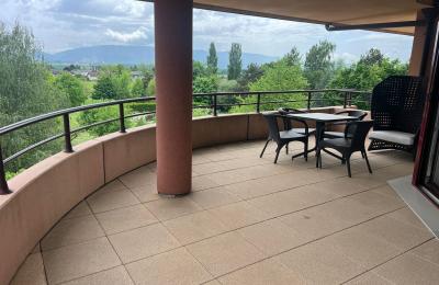 Luxury Apartment for Sale in Ferney – 170 sqm with Scenic Open Views